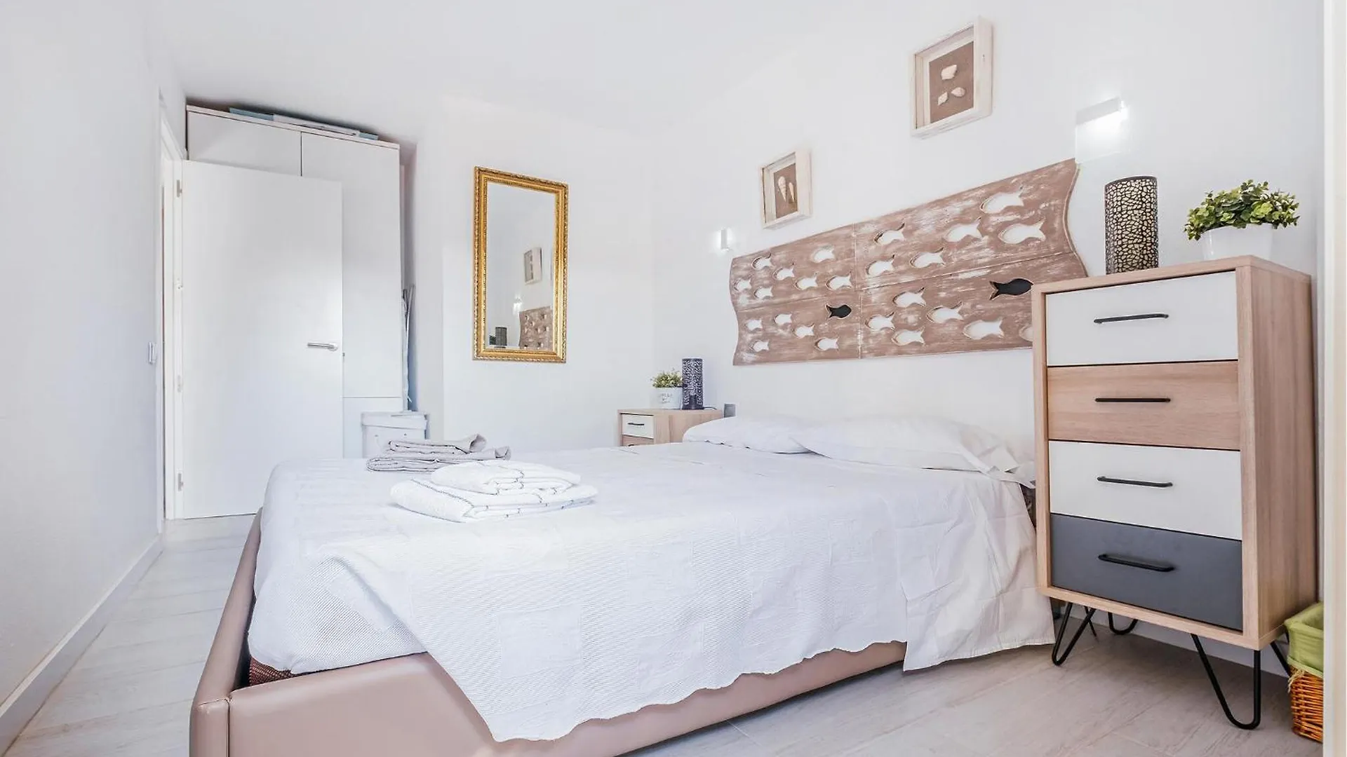Lovely Apartment In Lescala With Kitchen L' Escala Španělsko
