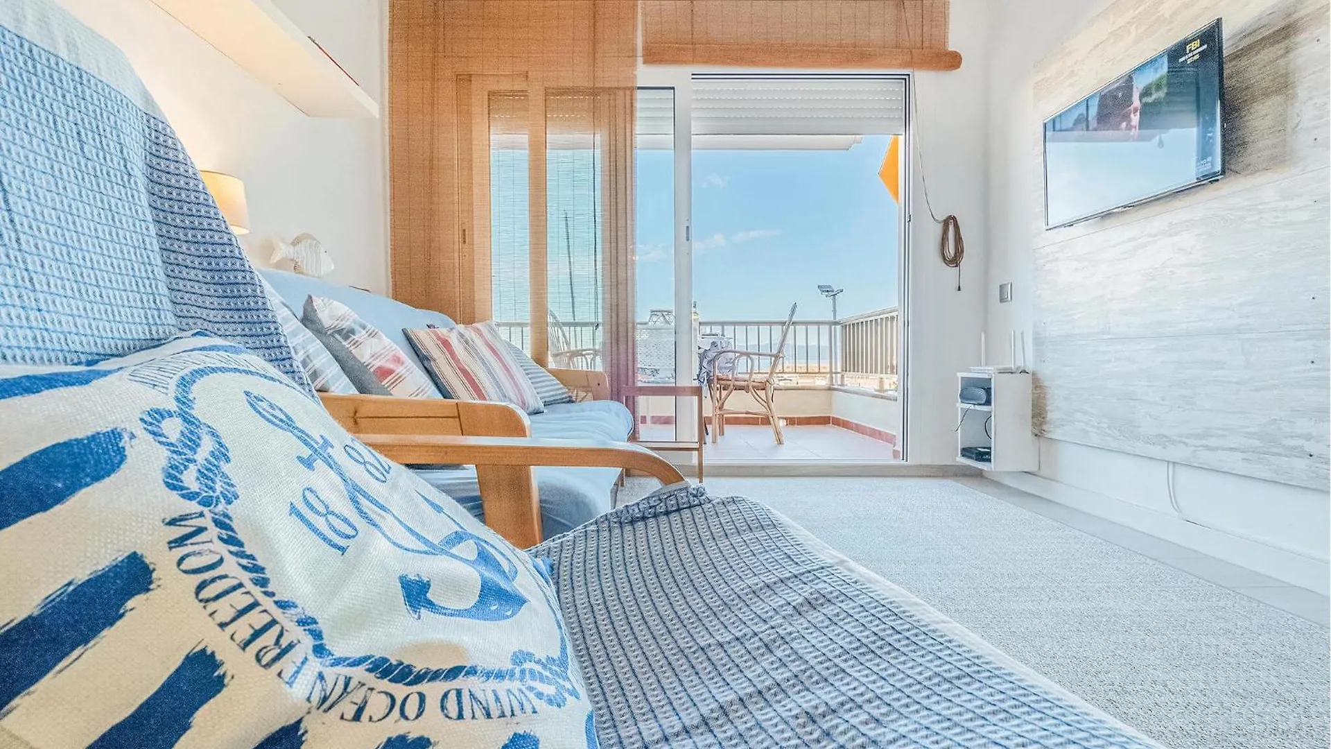 Lovely Apartment In Lescala With Kitchen L'Escala